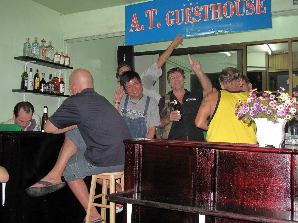 A.T Guesthouse Bangkok Buitenkant foto