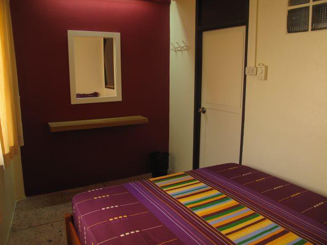 A.T Guesthouse Bangkok Buitenkant foto